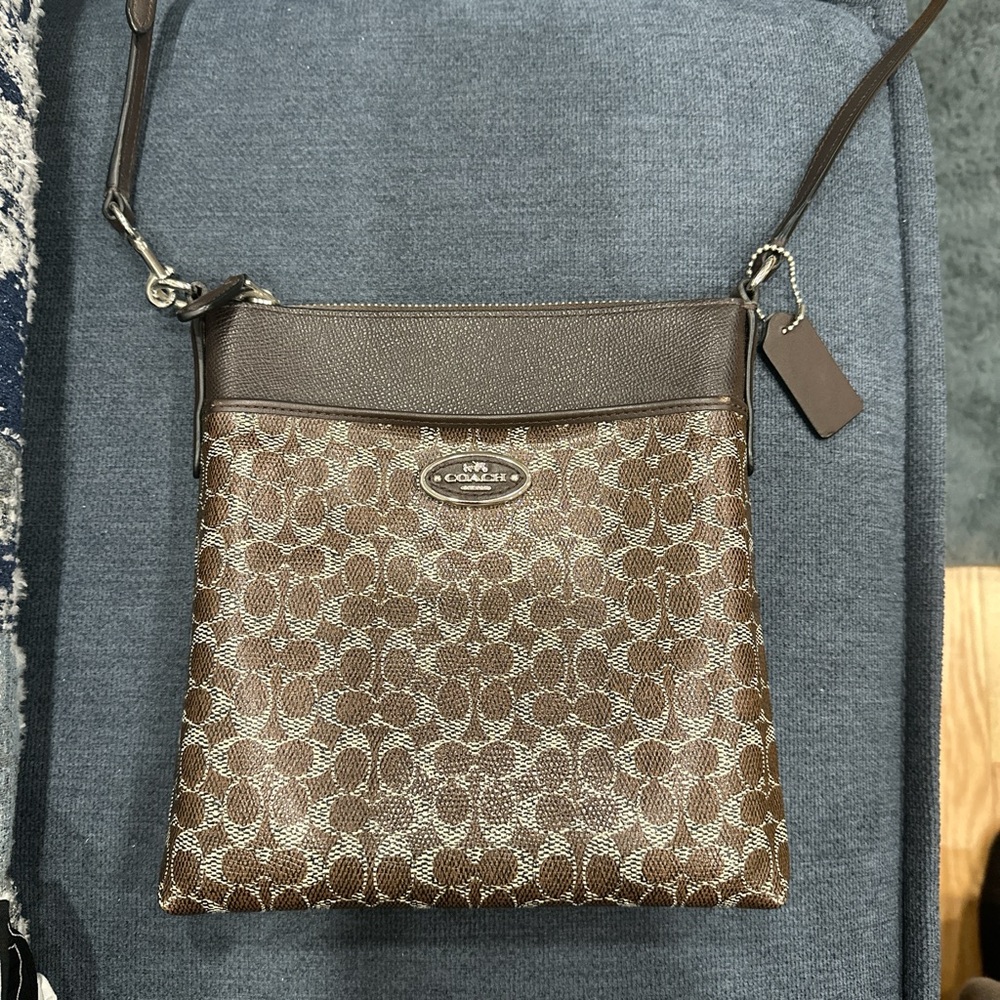 Coach Signature Brown Shoulder Bag